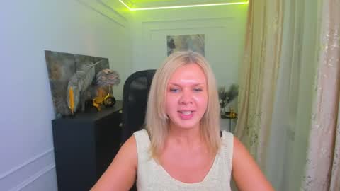 Agatha online show from May 28, 7:56 pm