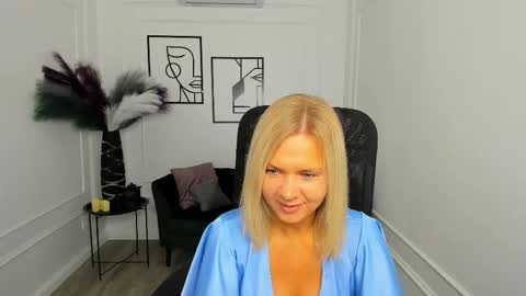 Agatha online show from November 18, 8:01 pm