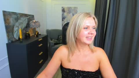 Agatha online show from May 5, 7:08 pm