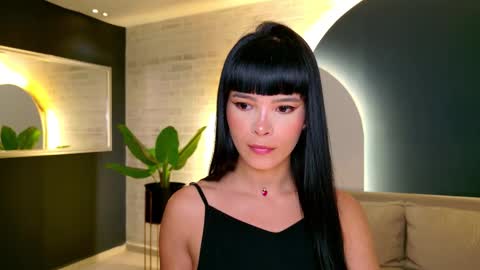 Agatha online show from November 5, 7:05 pm