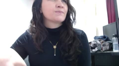 Snapshot of agel_sw1 chatting on March 6, 8:48 pm Angel online show from March 6, 8:48 pm