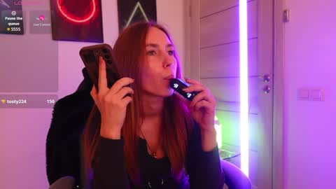 Agelina Lilly Laura online show from October 2, 3:00 pm