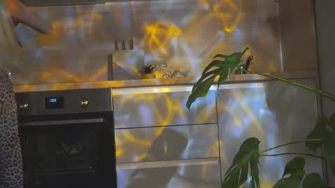 May online show from September 20, 6:11 pm