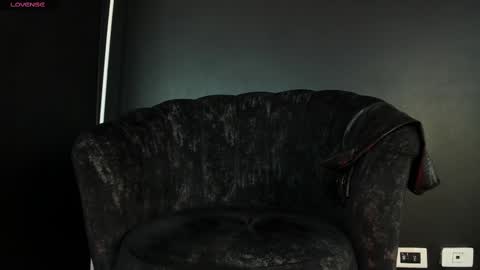 Snapshot of agnes_jones chatting on February 24, 7:30 pm agnes_jones online show from February 24, 7:30 pm