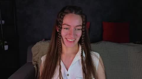 agnes wells online show from May 30, 9:19 am