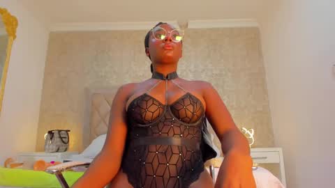 Snapshot of agnesbailey chatting on February 7, 9:48 pm Agnes Bailey online show from February 7, 9:48 pm