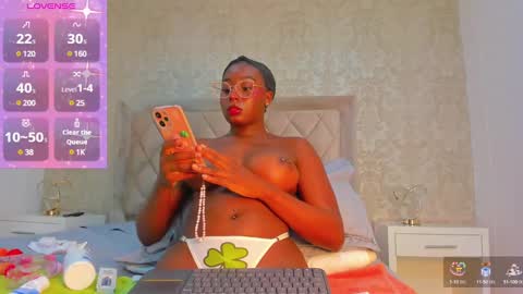 Snapshot of agnesbailey chatting on February 21, 8:49 pm Agnes Bailey online show from February 21, 8:49 pm