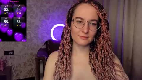 Agnes online show from December 19, 11:00 pm