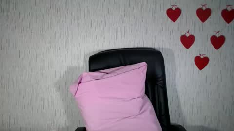 Snapshot of agnete_ chatting on December 23, 8:55 am encyclopedia of naughty online show from December 23, 8:55 am