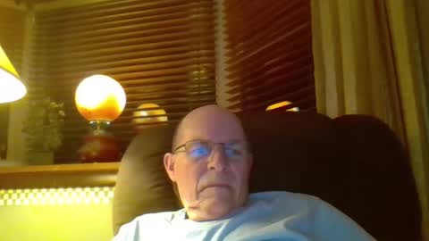 Snapshot of aguynrkfrd chatting on February 25, 10:26 am aguynrkfrd online show from February 25, 10:26 am