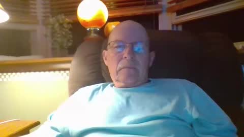 Snapshot of aguynrkfrd chatting on September 21, 9:24 am aguynrkfrd online show from September 21, 9:24 am