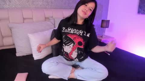 Ahmara  online show from February 17, 2:38 pm