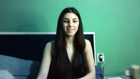 Snapshot of ahotkitty18 chatting on January 10, 3:48 pm Selena online show from January 10, 3:48 pm