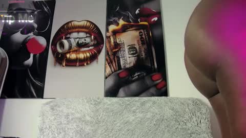 Aida  online show from November 13, 12:41 pm