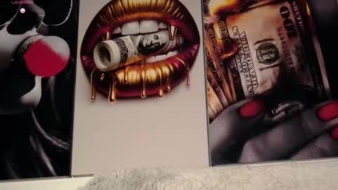 Aida  online show from November 24, 11:53 am