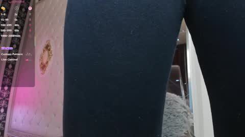 aidasina online show from December 15, 8:05 pm