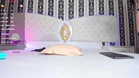 aidasina online show from September 26, 7:11 pm