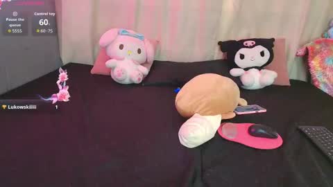 Aihnoa online show from March 6, 3:33 pm