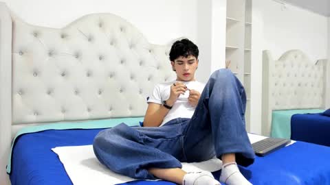 Aiden  online show from February 27, 2:21 pm