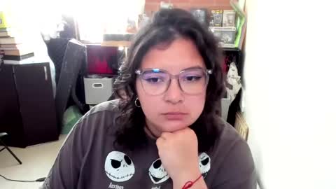 Catalina online show from October 12, 3:59 pm