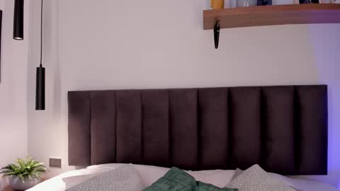 ailanacortes online show from January 19, 12:48 pm