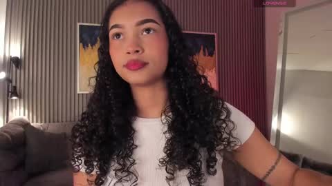 Snapshot of ailann_ chatting on February 11, 7:38 pm Alisson online show from February 11, 7:38 pm