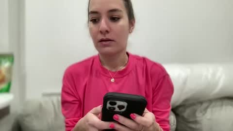 Aile online show from February 18, 1:43 am