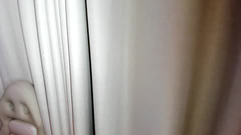   online show from December 23, 1:56 am