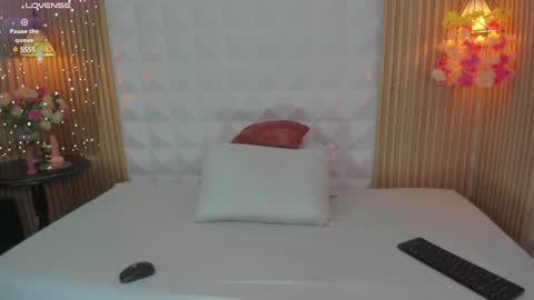 Snapshot of ailyn_77 chatting on January 20, 10:48 pm Ailyn online show from January 20, 10:48 pm