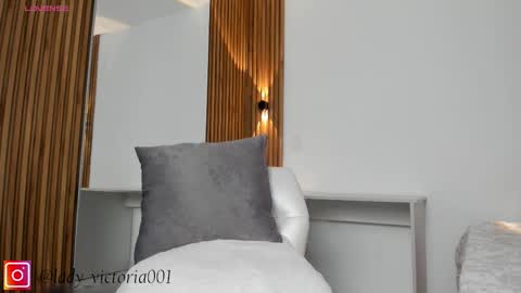 Lady Victoria1 online show from October 19, 9:19 pm