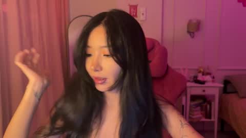 Aime  online show from February 20, 6:19 am