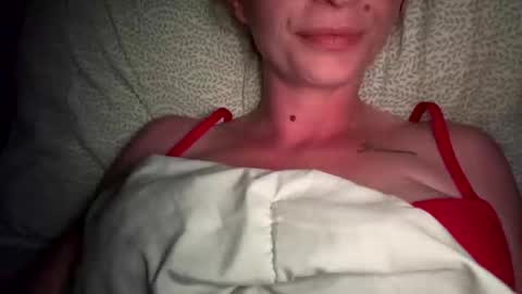 aimzz2pleaseee online show from October 14, 3:09 am