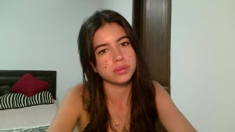 Snapshot of aine_ileana chatting on September 17, 6:22 pm J online show from September 17, 6:22 pm