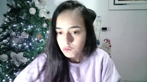 Snapshot of aineangeel chatting on December 19, 4:13 am AINE online show from December 19, 4:13 am