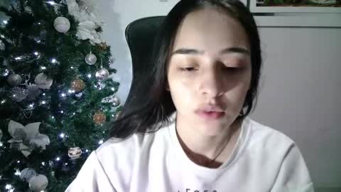 Snapshot of aineangeel chatting on December 20, 12:08 am AINE online show from December 20, 12:08 am