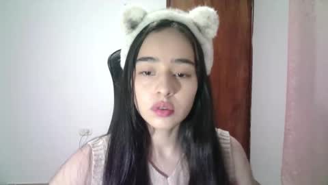 Snapshot of aineangeel chatting on September 13, 1:41 am AINE online show from September 13, 1:41 am