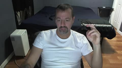 Snapshot of airbornelunsford39 chatting on January 26, 7:20 pm Daddy online show from January 26, 7:20 pm