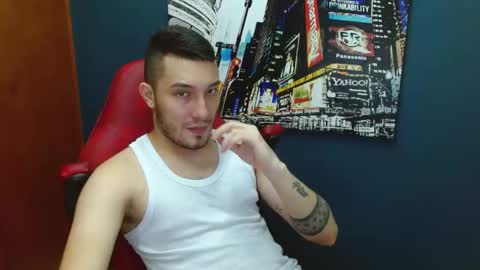 Snapshot of airon_blade chatting on December 26, 10:31 pm A I R O N online show from December 26, 10:31 pm