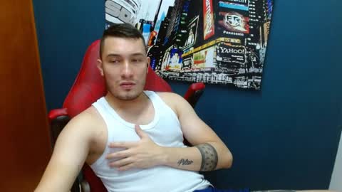 Snapshot of airon_blade chatting on December 2, 11:02 pm A I R O N online show from December 2, 11:02 pm
