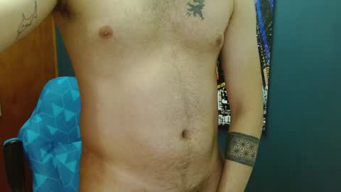 Snapshot of airon_blade chatting on February 1, 2:05 am A I R O N online show from February 1, 2:05 am