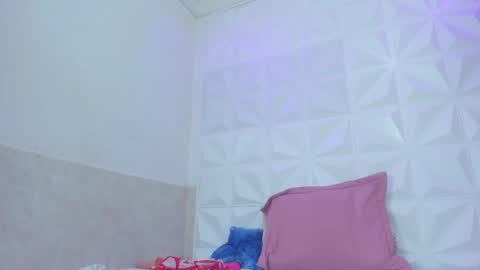 aisha_farah online show from September 17, 3:26 pm