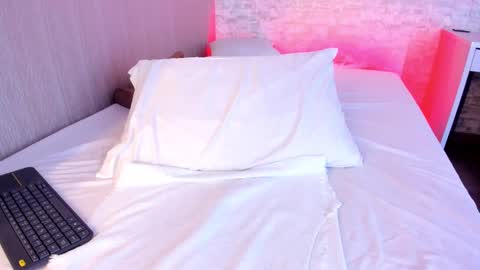 Aisha online show from February 12, 11:20 pm