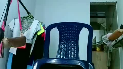 aisha koswell3 online show from March 25, 1:56 am