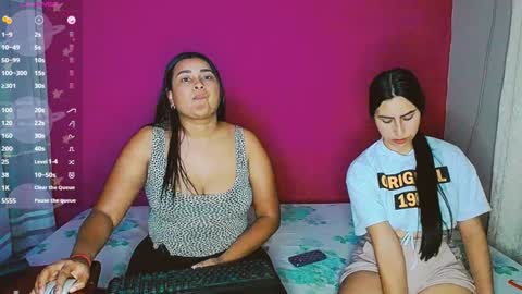 aisha_stacey0410 online show from February 1, 6:21 am