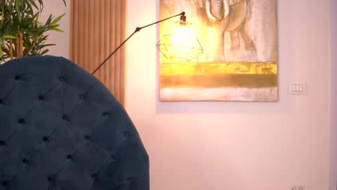 Aisha online show from March 16, 9:35 am