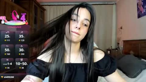 Aisha online show from December 21, 8:48 pm