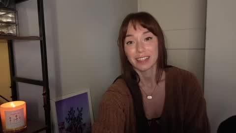 Aisha Lee online show from October 1, 7:29 am