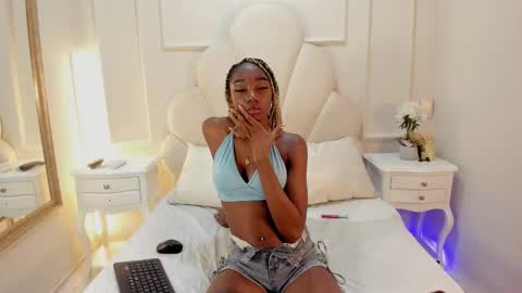 aishalehmann online show from October 13, 2:41 pm