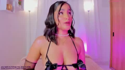 Aisha online show from June 27, 7:58 am