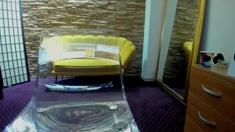 Aisha online show from November 19, 5:18 am